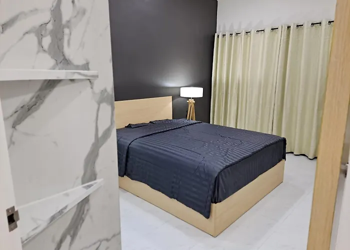 Modern 2 Bedroom & Kitchen - Prime Sukhumvit - Bts Mquartier Phrom Phong *