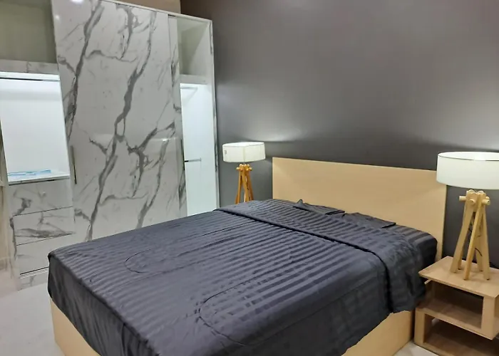 公寓 Modern 2 Bedroom & Kitchen - Prime Sukhumvit - Bts Mquartier Phrom Phong